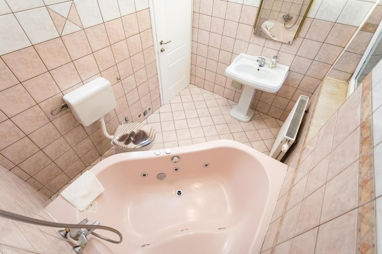 Apartments And Rooms Rubina Ljubljana Ngoại thất bức ảnh